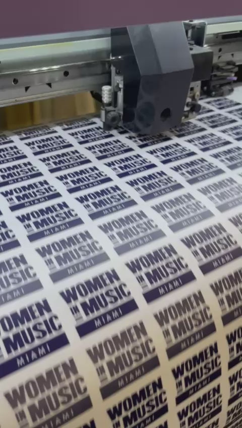 Custom Vinyl Stickers – (2” x 2”) x 500 pcs